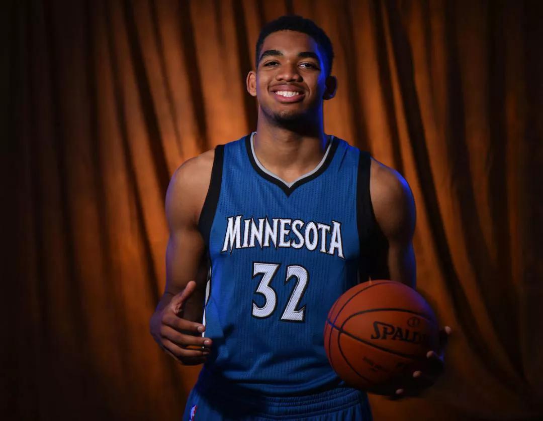 更是一次次 更是一次次