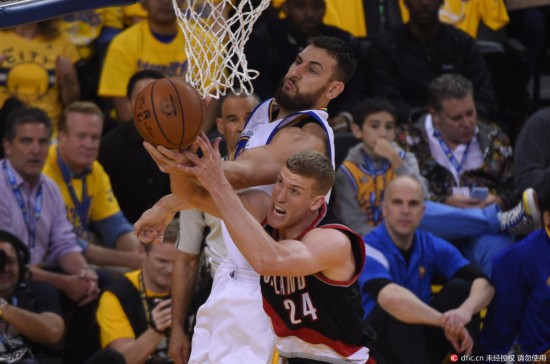 快船险胜灰 快船险胜灰